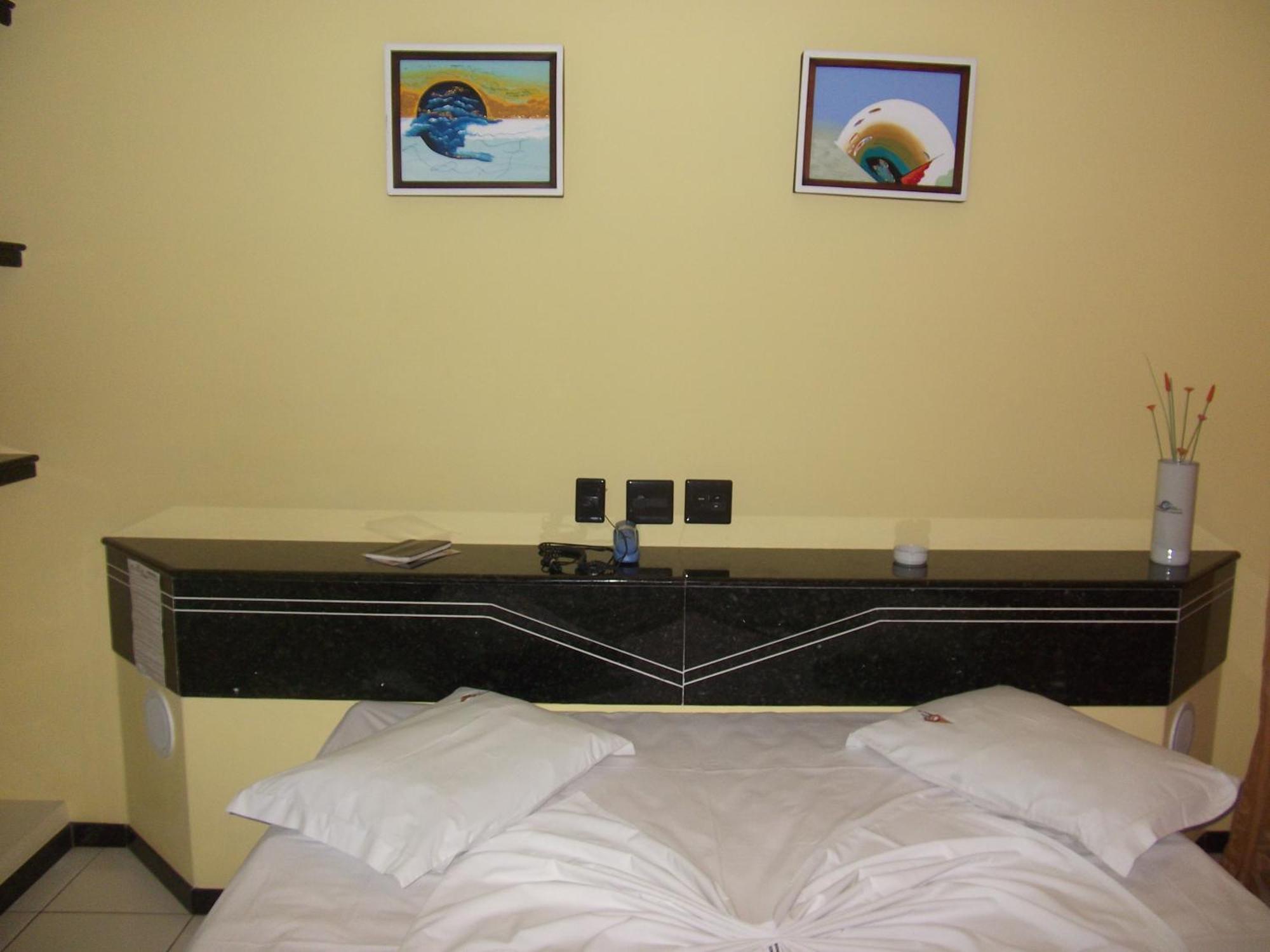 Inn Cardoso